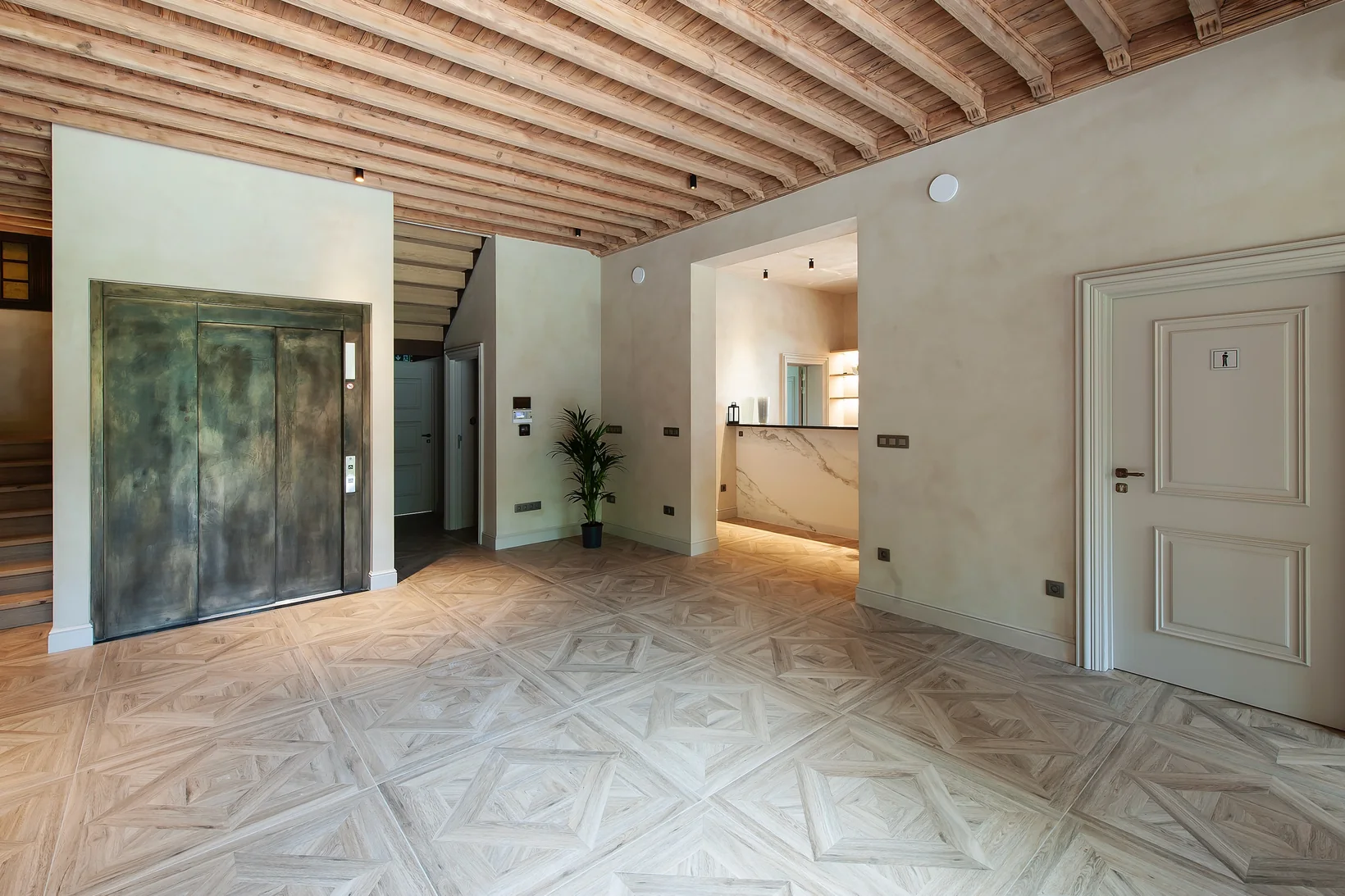 Connected rooms and sightlines in a photographed BB Design townhouse project